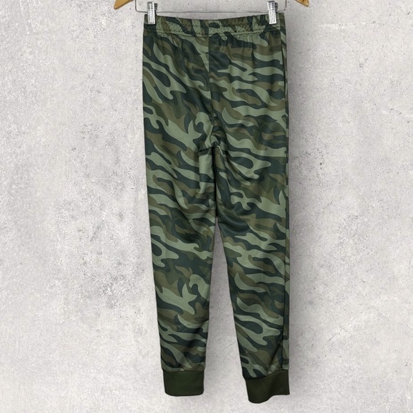 NEW Converse Boys Camo Joggers Size Medium Green Track Pants 10 to 12 Years Pant - Picture 3 of 12